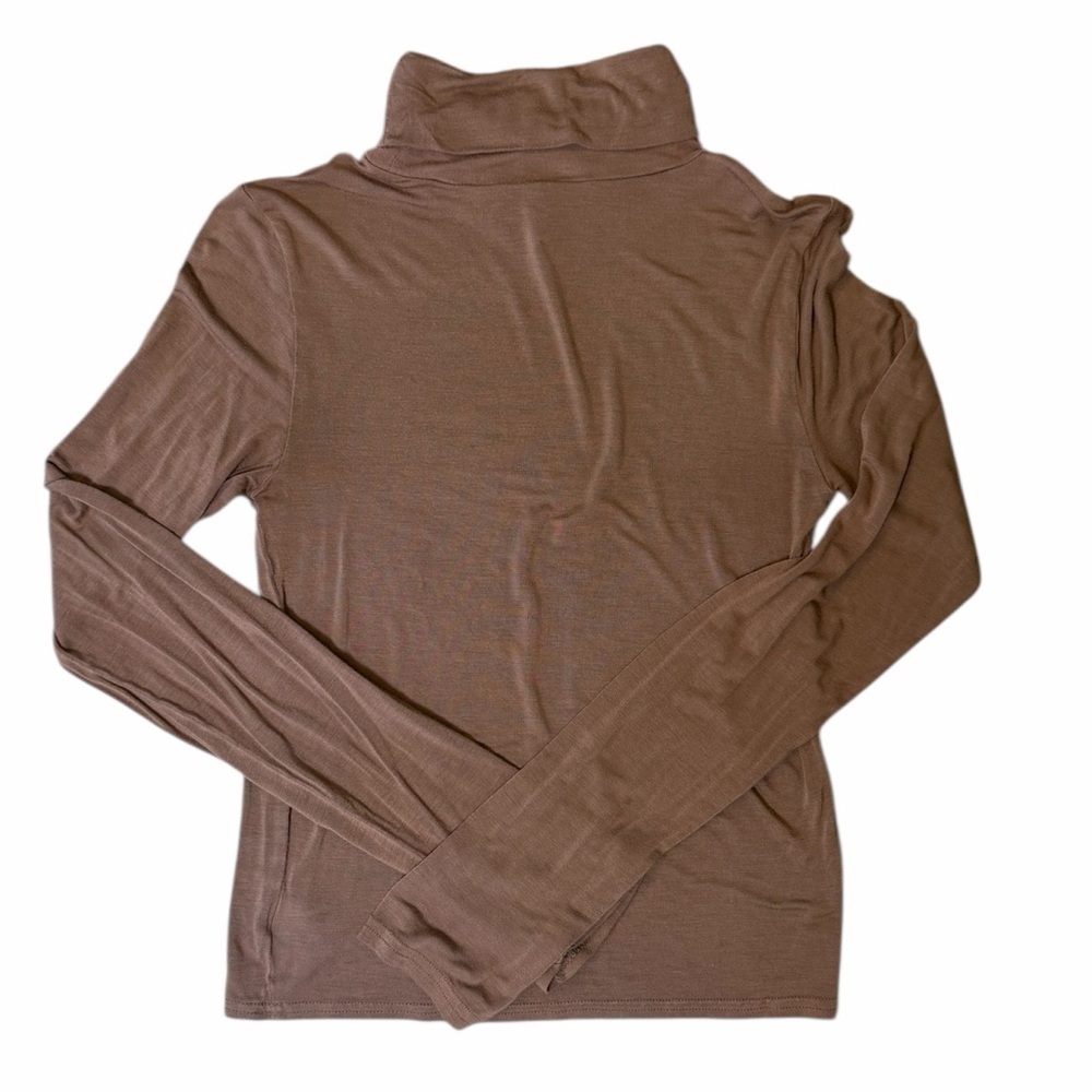 Aeropostale Brown Long Sleeve Turtleneck Top Size Medium - Picture 2 of 3